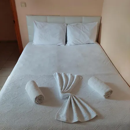 Oeznur 4* Side