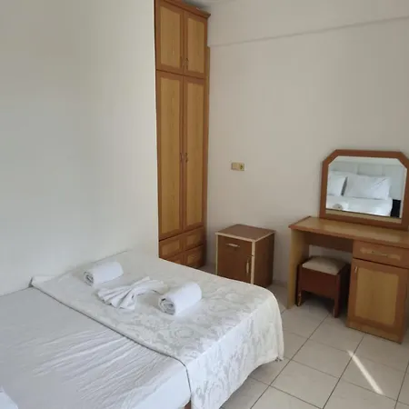 Oeznur Aparthotel
