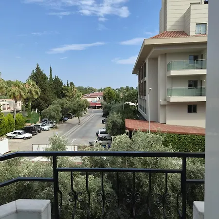Oeznur Aparthotel
