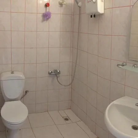 Oeznur 4*