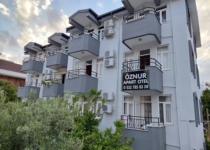 Aparthotel Oeznur 4*