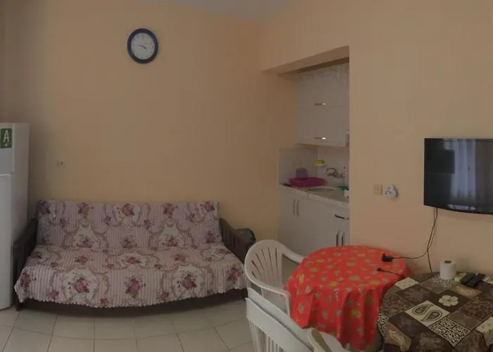 Aparthotel Oeznur Side