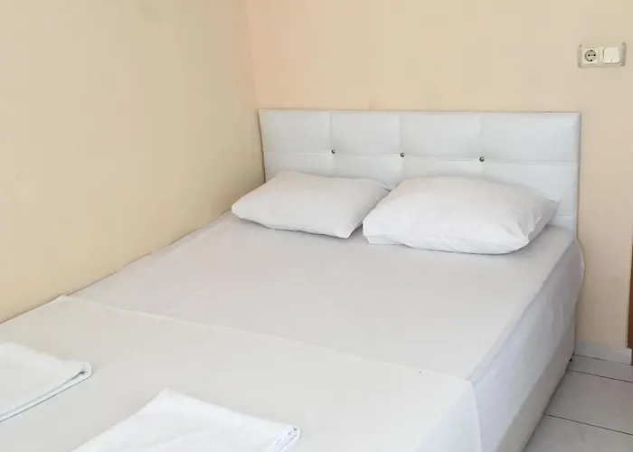 Aparthotel Oeznur 4*