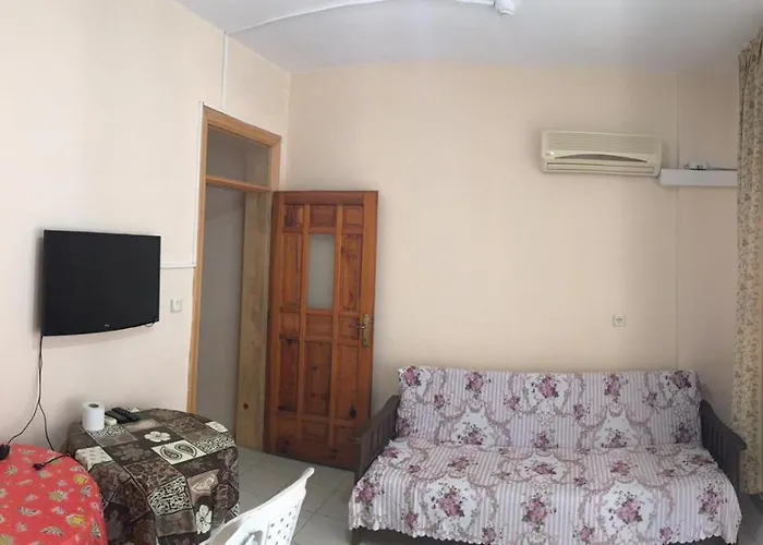 Oeznur Aparthotel