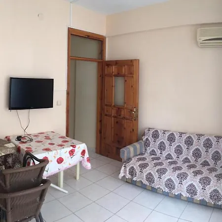 Hotel apartamentowy Oeznur
