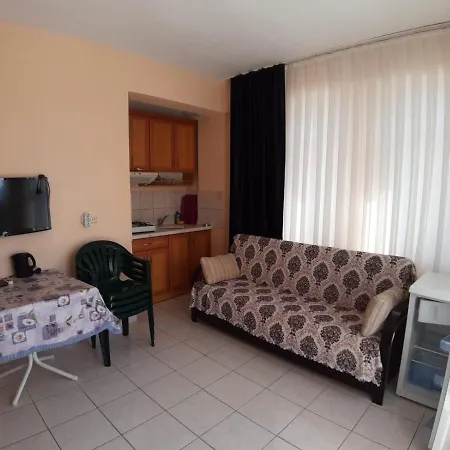 Oeznur Hotel apartamentowy Side