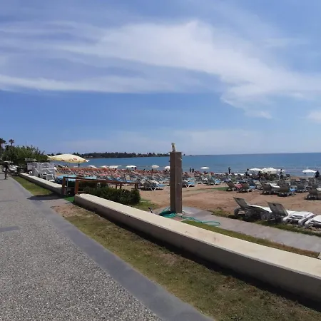 Hotel apartamentowy Oeznur